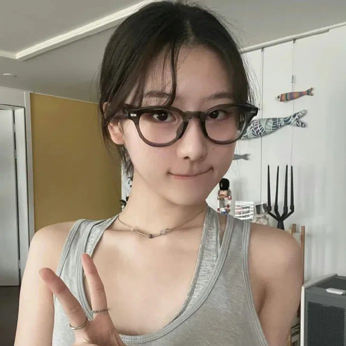 大人的防具店封面